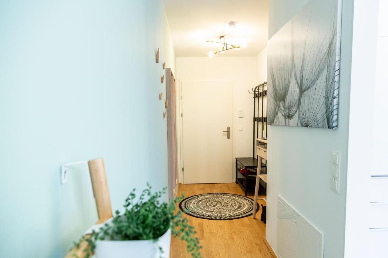 Green & Cozy Apartment - 15 Min To City Center فيينا المظهر الخارجي الصورة